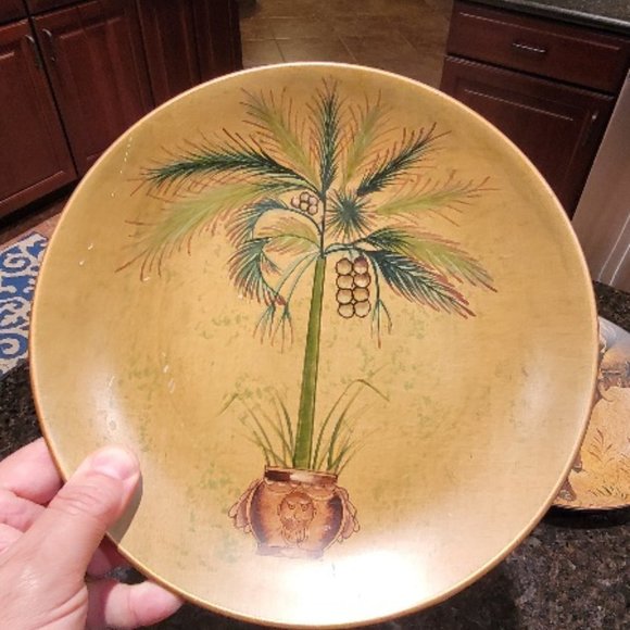 Oriental Accent Decorative 4 Plates - Picture 2 of 6